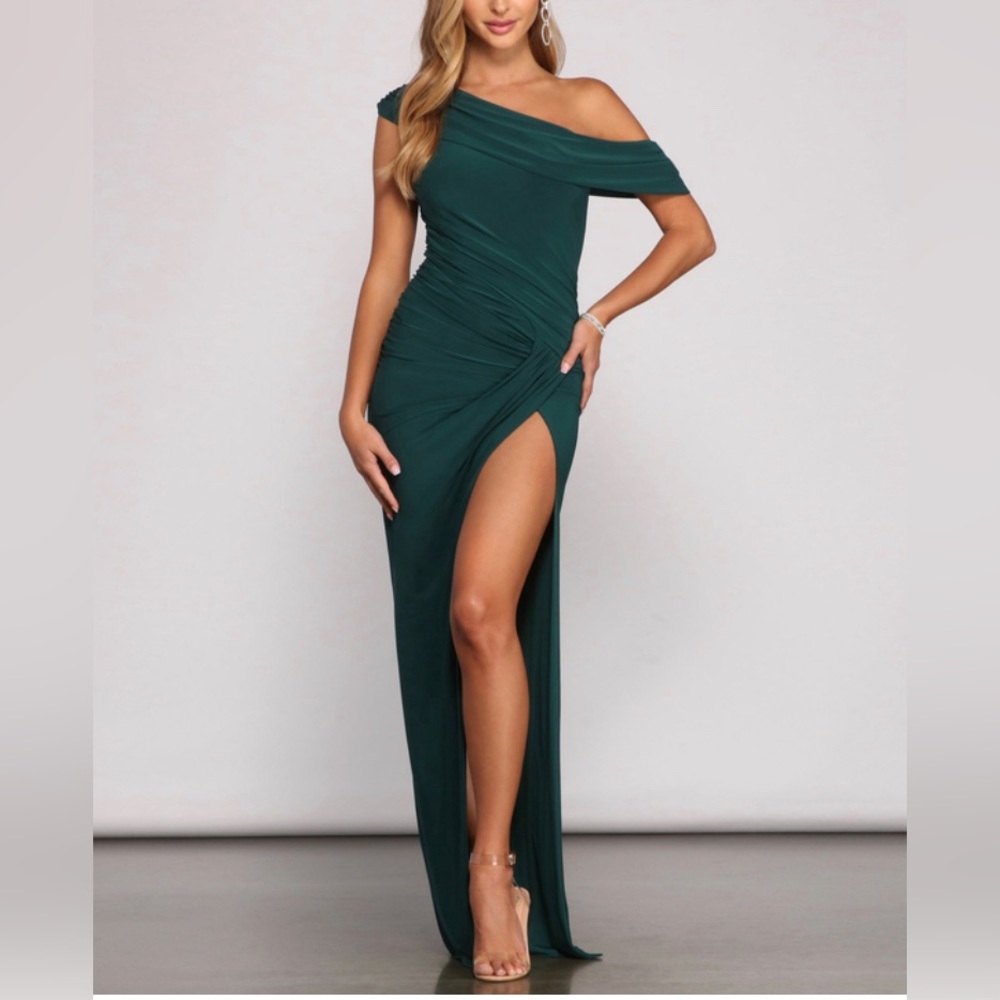 Kaleigh Off Shoulder Dress